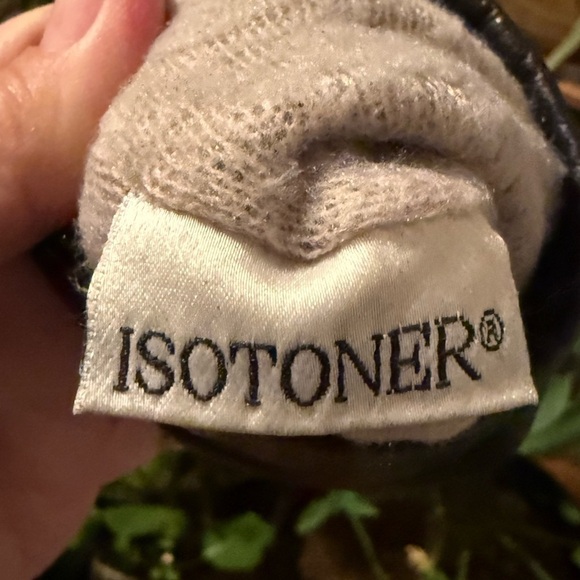 Isotoner Leather Driving Gloves Womens Sz M Black Leather Acrylic Nylon Lining - Picture 4 of 5